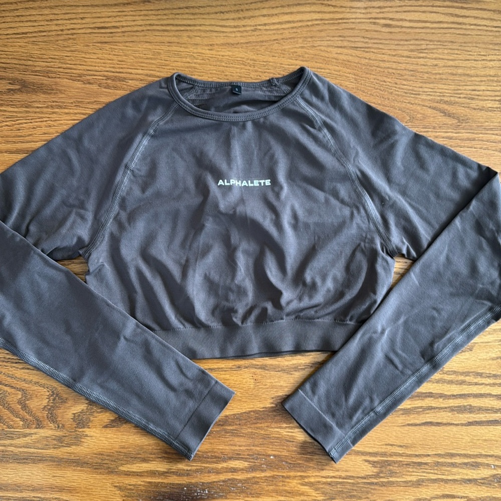 Alphalete amplify long sleeve